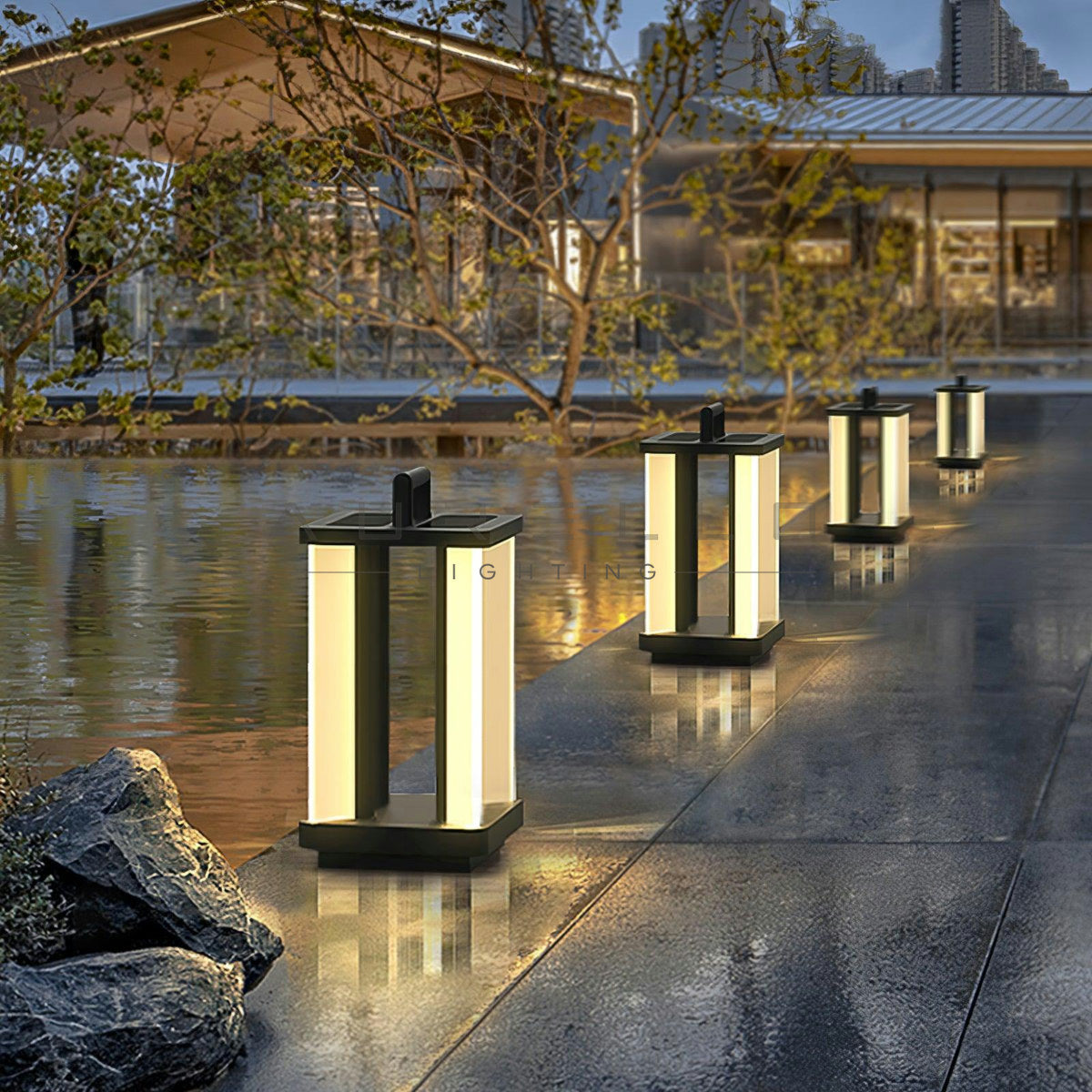 Metroluxe Outdoor Light