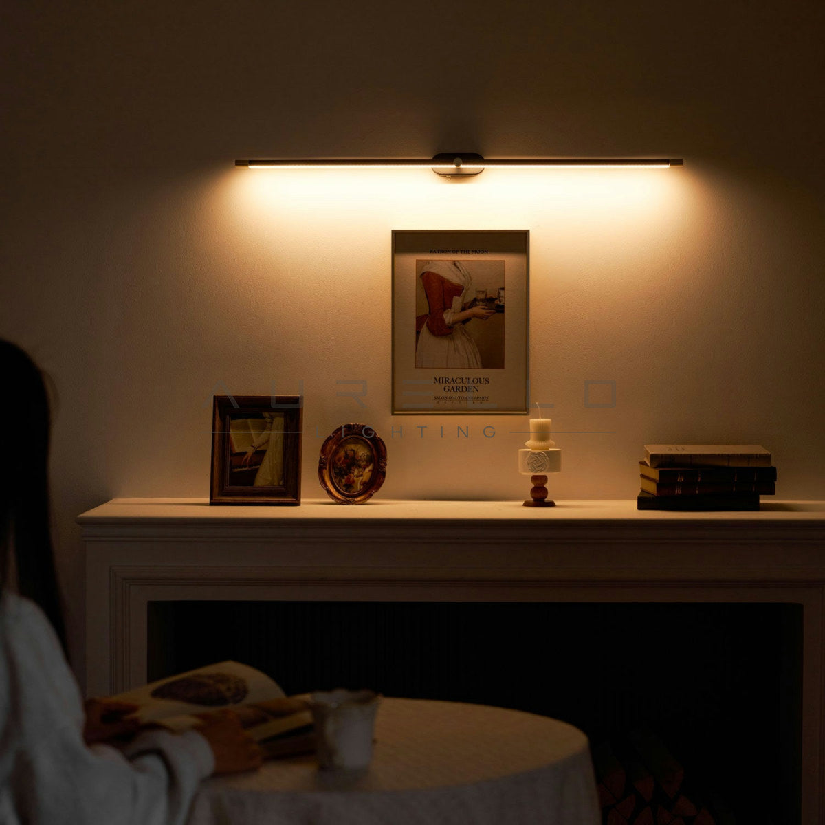 Minimalist Linear Rechargeable Wall Lamp